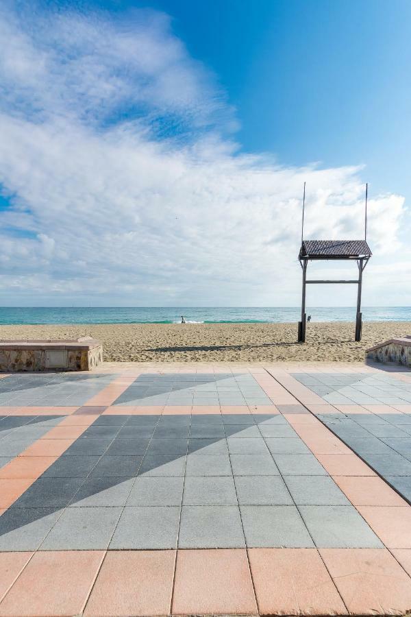 Sf Carihuela Luxury Suite Torremolinos Eksteriør bilde